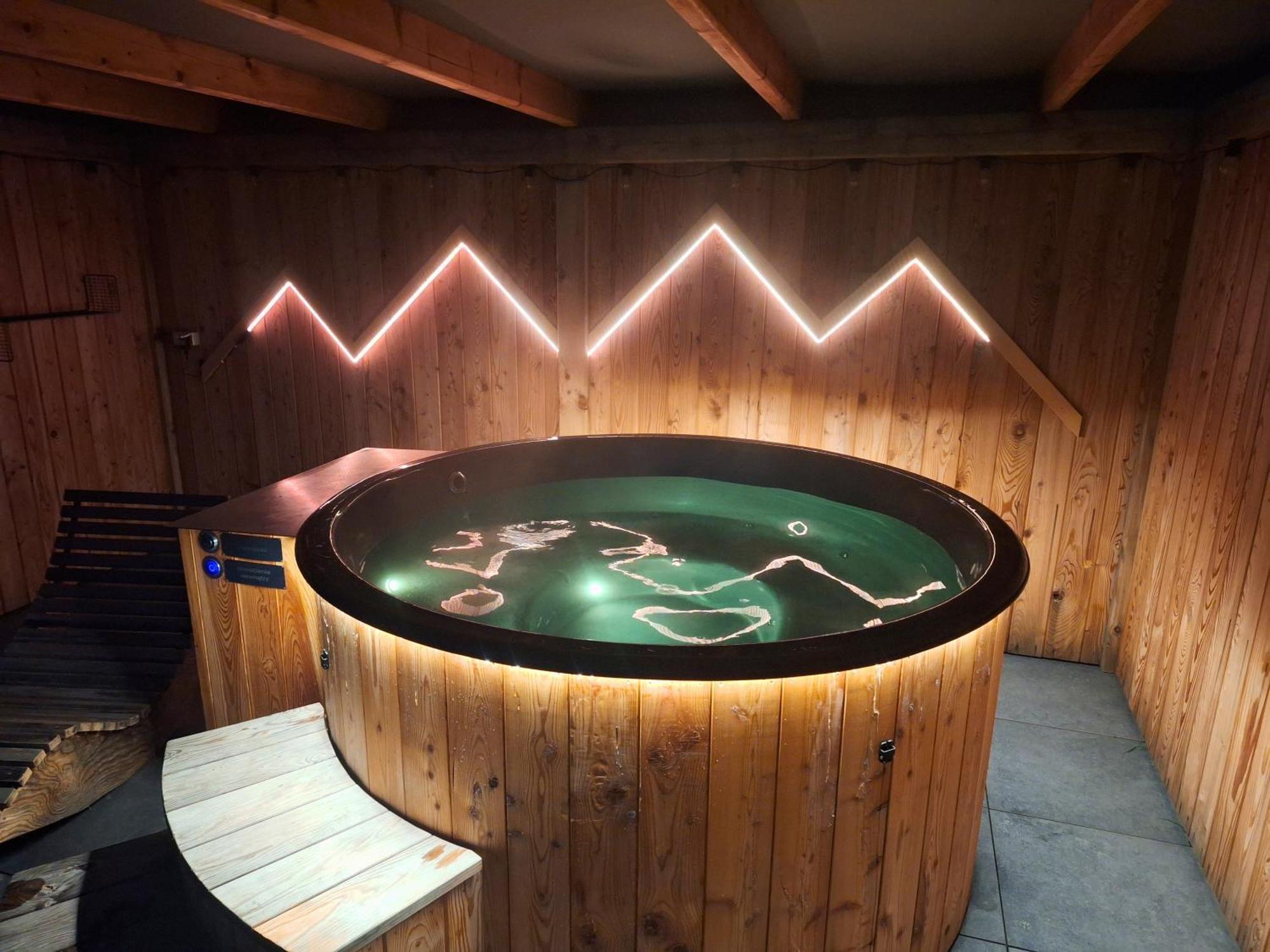 Domki Szczyt Beztroski Jacuzzi & Sauna Nowy Targ Exterior photo